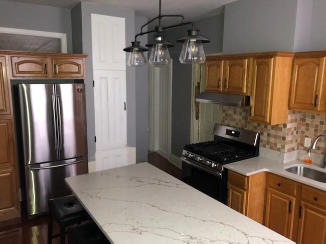 35 Charles St unit 2, Jersey City, NJ 07307 - photo 2