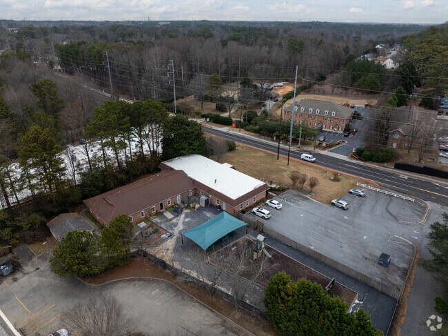 Covered Bridge Montessori School is a private school located in NORCROSS, GA.