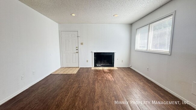 8208 Vernon Ave unit B, Lubbock, TX 79423 - photo 4