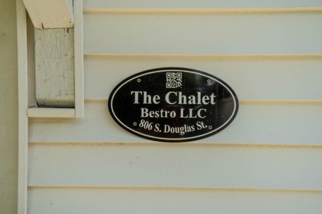 806 Douglas St, Mount Pleasant, MI 48858 - photo 4