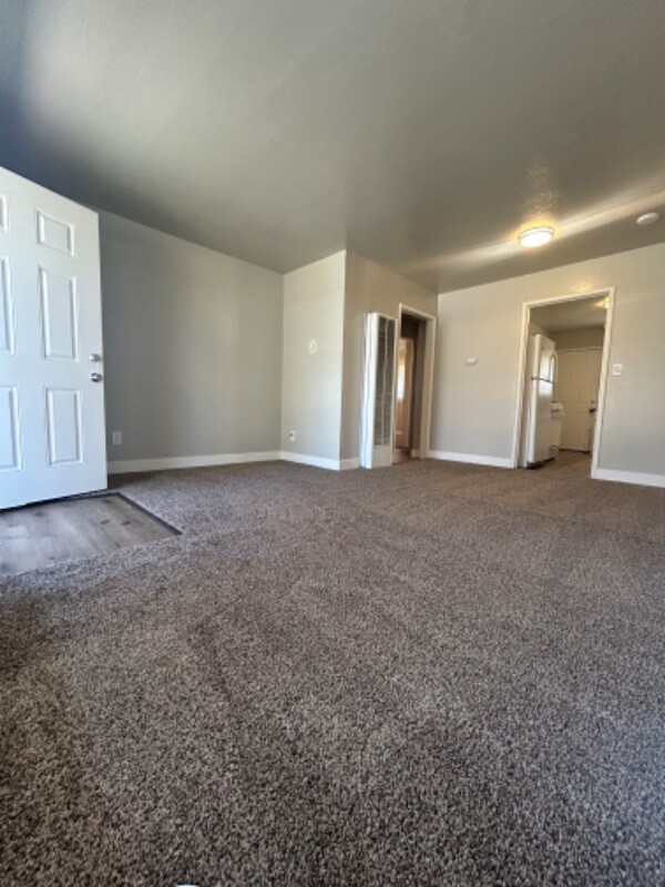 3325 E Clinton Ave unit 3325, Fresno, CA 93703 - photo 2