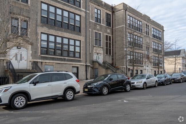 The Horace Mann Elementary school is one of the larger schools in Bayonne.