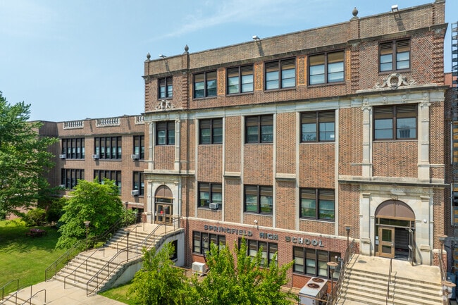 Springfield High School is a highly rated public school.