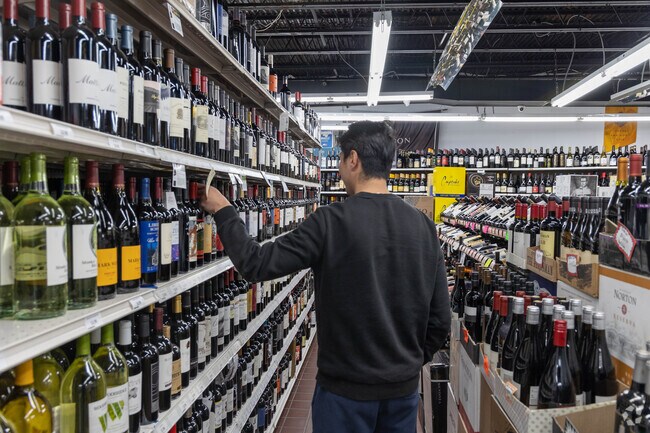 Goldy's Liquors in nearby East Rockaway has been servicing Bay Park residents for many years.