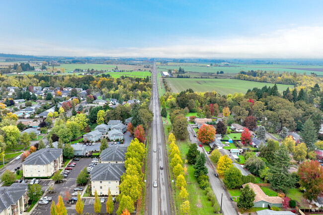 Pacific Highway have gorgeous farmlands and evergreen forests in Monmouth.