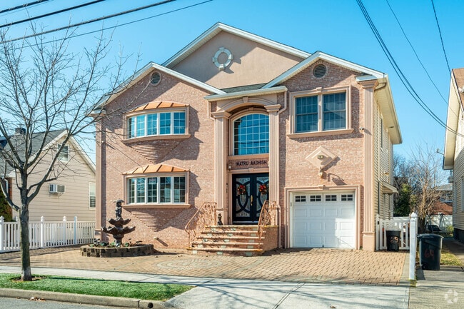 Single-family homes in Athenia are commonly found throughout the neighborhood.
