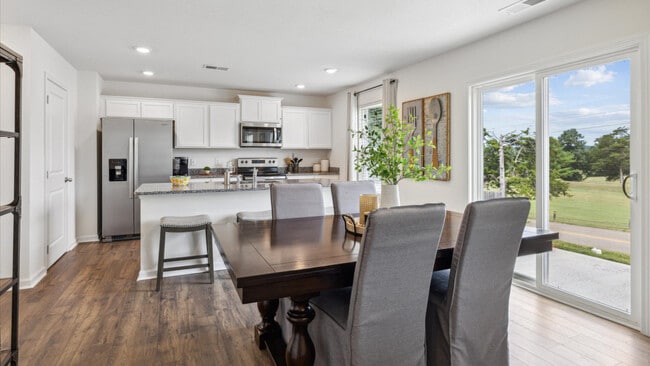 2435 Limelight Ln, Knoxville, TN 37924 - photo 6