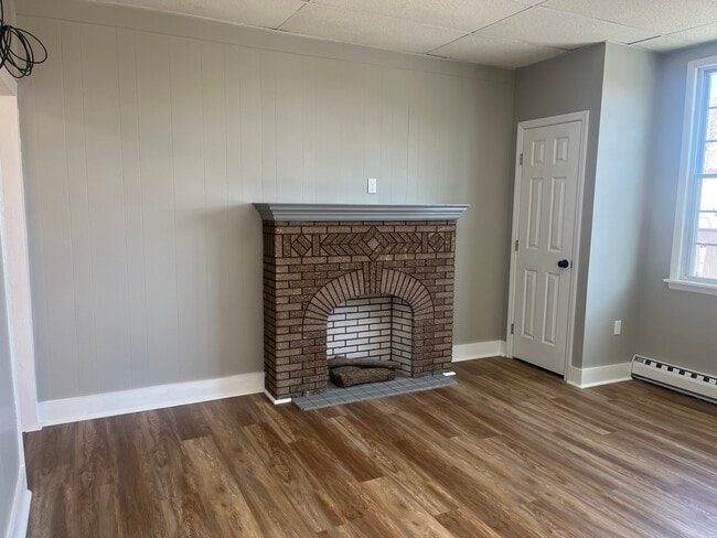 38 S Main St unit 5 Efficiency Ap, Shenandoah, PA 17976 - photo 6