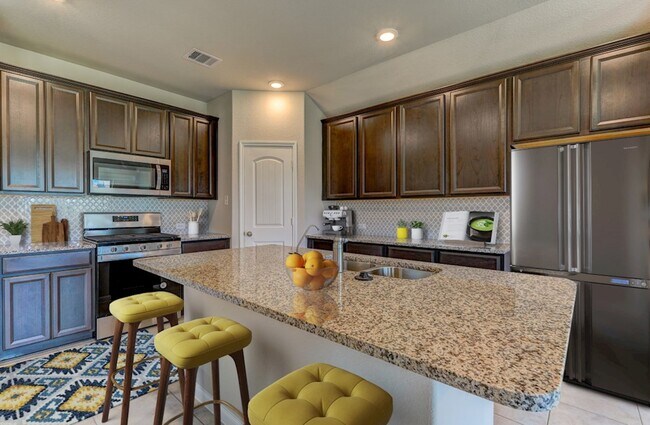 225 Orchard Laurel Dr, Alvin, TX 77511 - photo 6