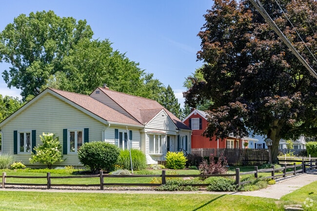 Ranch homes and cozy bungalows are among the most common home styles found in Blackman.