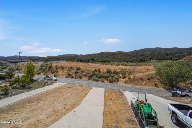 14849 Ripton Rd, Lake Hughes, CA 93532 - photo 6