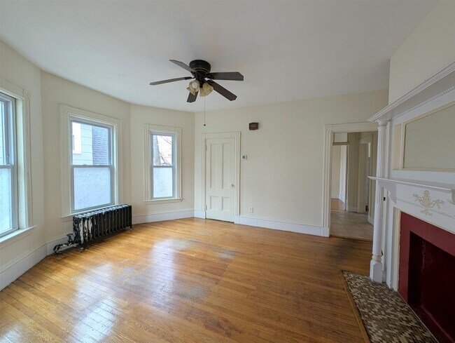 102 Sycamore St unit 2, Somerville, MA 02145 - photo 6