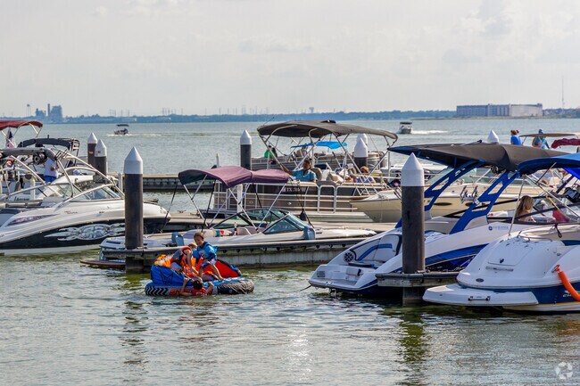 Harbor District locals of all ages enjoy the waters of Lake Ray Hubbard.