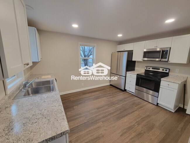 906 1/2 S German St, New Ulm, MN 56073 - photo 7