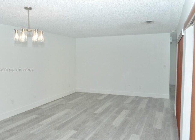 13492 SW 38th Ln, Miami, FL 33175 - photo 2