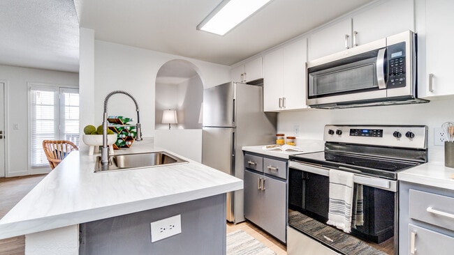 Celia, Phoenix, AZ 85032 - photo 2