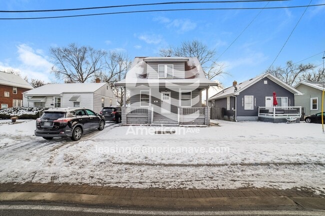 1946 N Sheridan Rd, Peoria, IL 61604 - photo 2