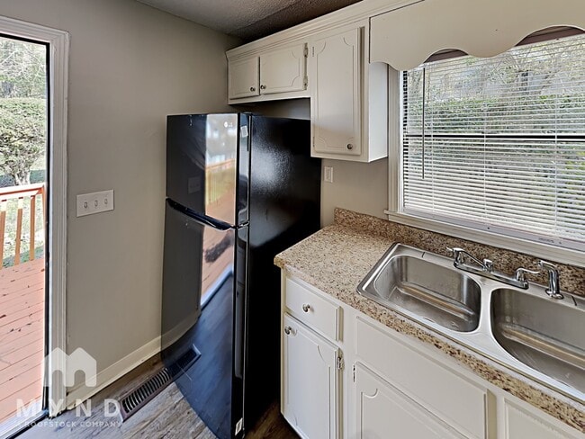 128 Red Mill Rd, Birmingham, AL 35215 - photo 5