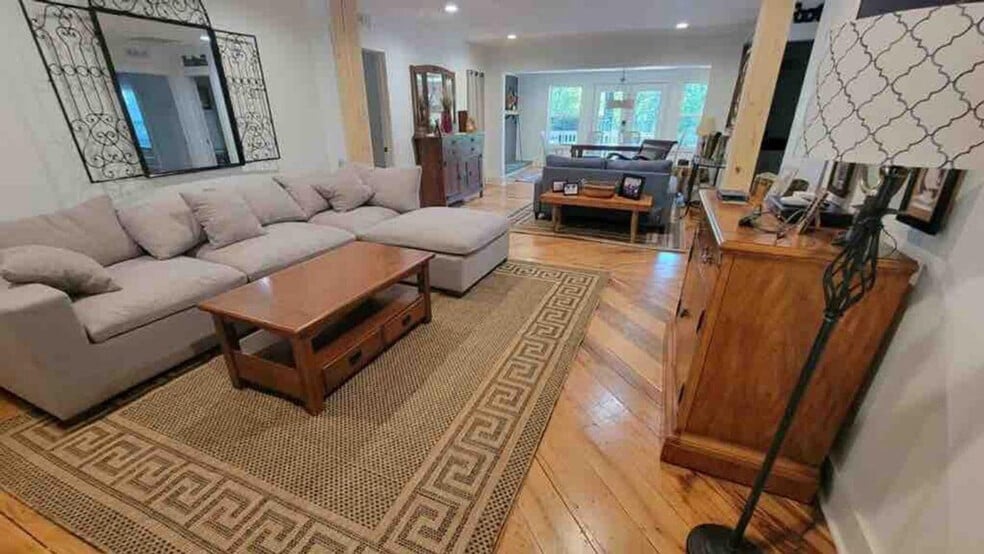 7008 Sc-187 unit ID1268047P, Anderson, SC 29625 - photo 1