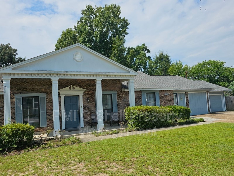 4625 Tree Line Dr, Pensacola, FL 32504 - photo 1