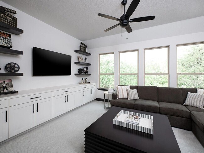 10706 Roe unit 36494349, New Braunfels, TX 78132 - photo 4