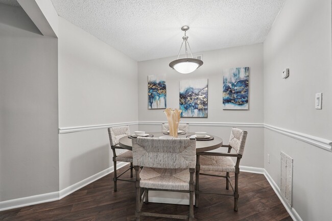 The Overlook Sandy Springs, Atlanta, GA 30350 - photo 6