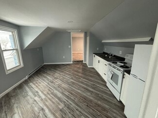 1009 N 4th Ave Unit Upper, Wausau, WI 54401