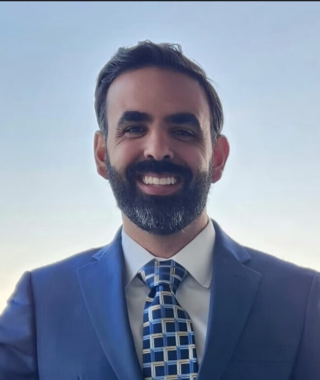 Agent Photo
