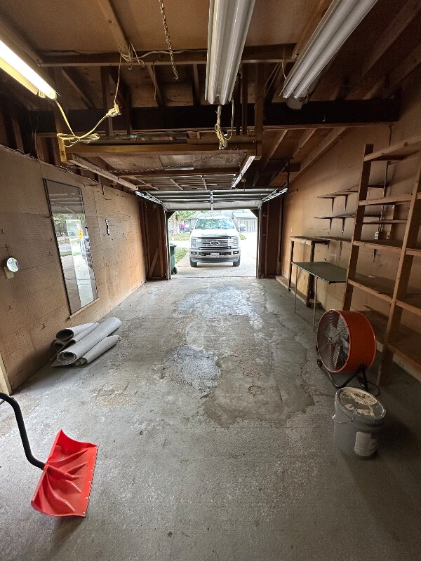 9004 David Cir, Omaha, NE 68138 - photo 3