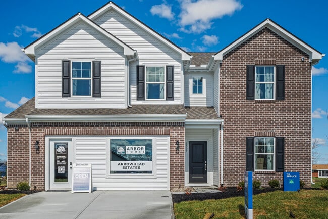 1502 Arrowhead Dr, Piqua, OH 45356 - photo 2