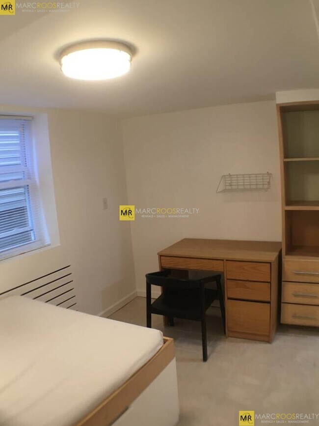 10 Fulkerson St unit Studio, Cambridge, MA 02141 - photo 3