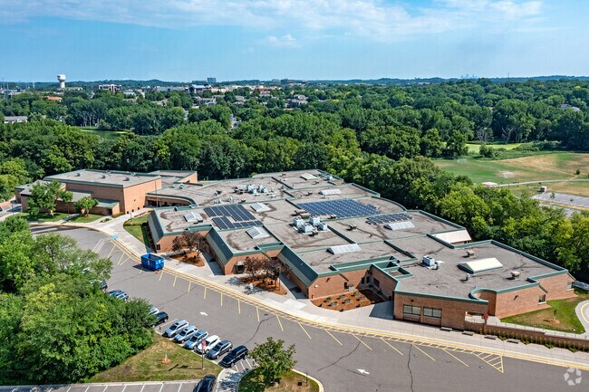 Aerial view of Eden Lake Elementary School located in Eden Prairie MN.