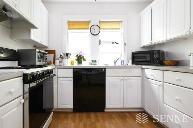 17 Channing St unit 1, Cambridge, MA 02138 - photo 5