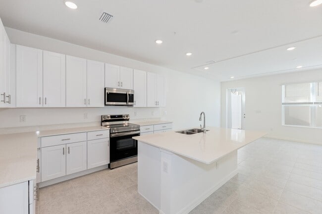 1427 Alston Bay Blvd, Apopka, FL 32703 - photo 5