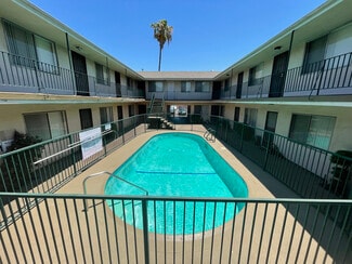 6444 Tujunga Ave, North Hollywood, CA 91606