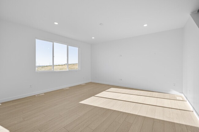 6067 W Garnet Grove Way, West Jordan, UT 84081 - photo 5