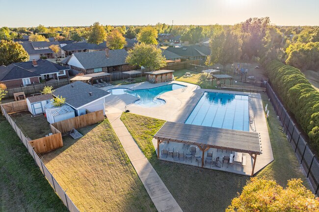 Summit Place features a community park with two pools, a playground, and tennis courts.