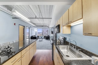 411 E Washington St, Ann Arbor, MI 48104