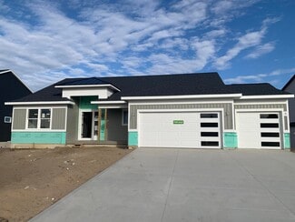 15709 Norwalk Rd, Grand Haven, MI 49417