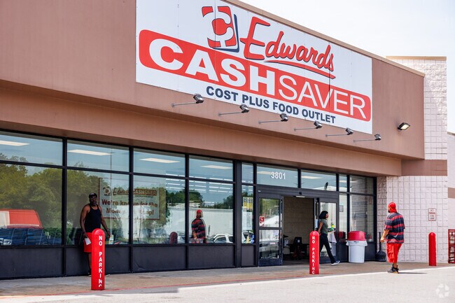 Grocery shopping at Edwards Cash Saver is convenient for Amboy residents.
