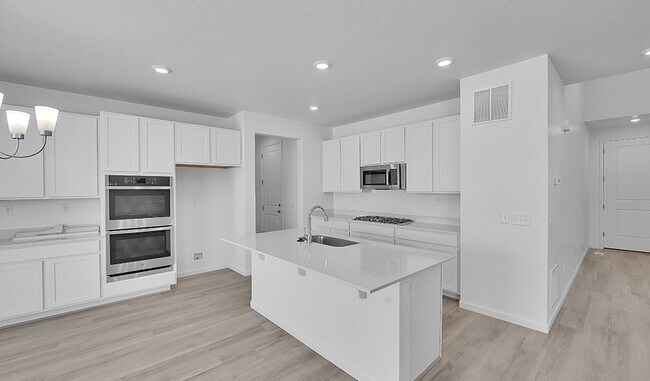 2065 E Burger St, Lake Point, UT 84074 - photo 2