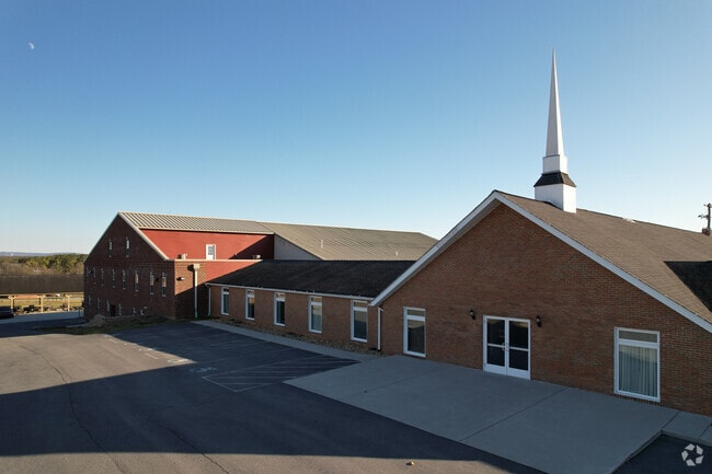 Keystone Christian Academy of Clarke County is a private school serving K-12.
