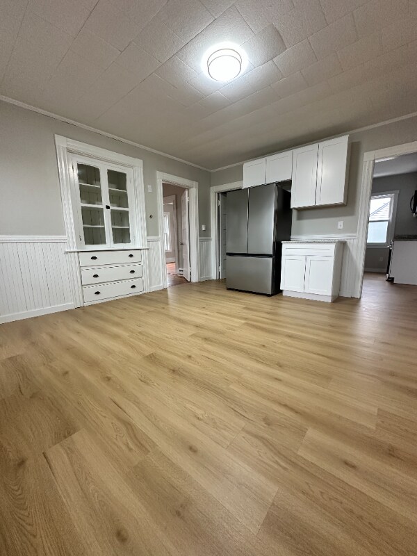 84 Exeter Ave unit 2, Manchester, NH 03103 - photo 1