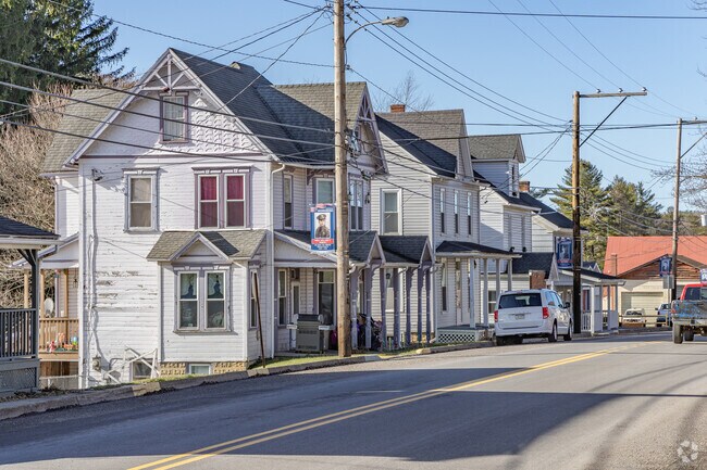 Downtown Shanksville in Stonycreek Township has houses close together.