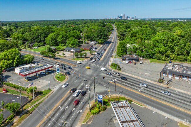 Eastway residents have quick travel to Uptown for fast and easy commutes.