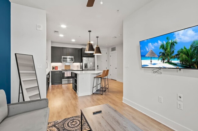 2317 W Grace St unit ID1312497P, Tampa, FL 33607 - photo 2