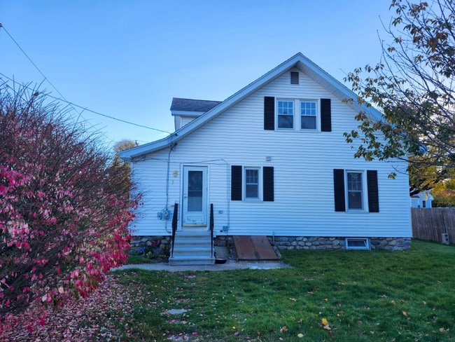 121 Clark St, Worcester, MA 01606 - photo 3
