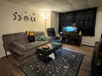 507 N Linn St, Iowa City, IA 52245