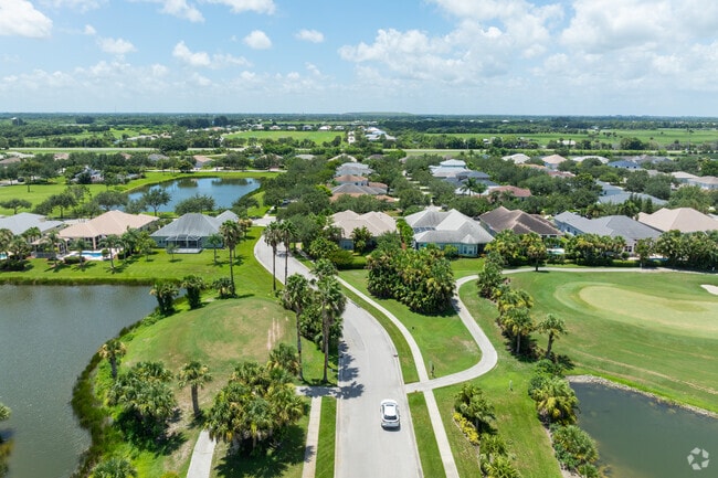 Experience the best of West Vero Corridor, where community and nature thrive together.
