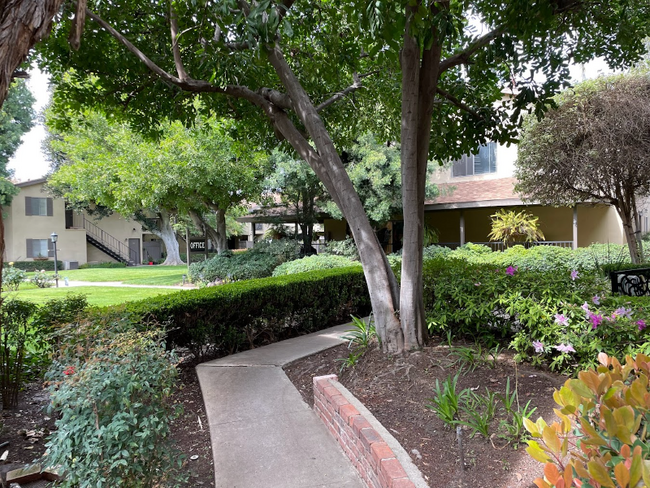 301 N San Dimas Canyon Rd Unit 4, San Dimas, CA 91773 | Homes.com